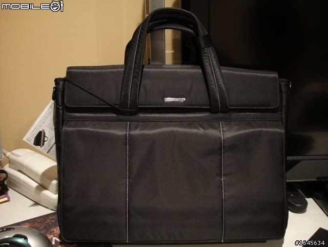 {時尚+質感的Vaio 肩背/攜行包} VGP-MBC30 Vaio Bag Collection