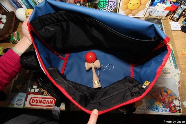 [開箱]Timbuk2 2010 Classic Messenger