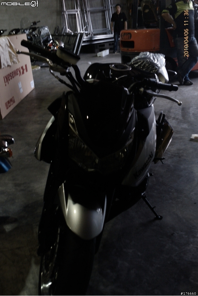 2010 Z1000拆箱照