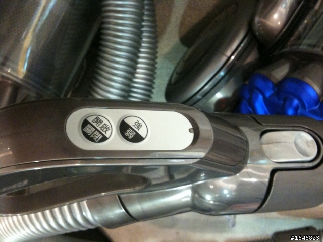 輕巧好用的小變型金剛dyson dc26 allergy吸塵器的自爽圖文開箱分享!