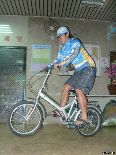 2010車衣樣版完成....請看...