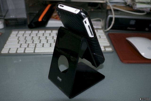 【iPhone 免脫殼立架】日本設計台灣精品 簡約便利 iPhone立架 分享