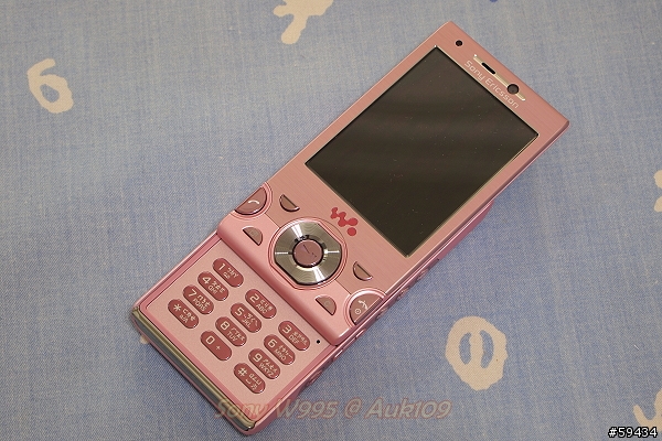 [開箱] 粉紅俏佳人 - Sony Ericsson W995