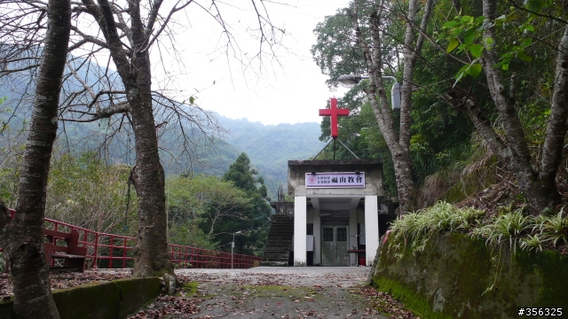 [遊記] 烏來雨中單車越野樂....卡拉莫基步道+哈盆越嶺古道(半程)