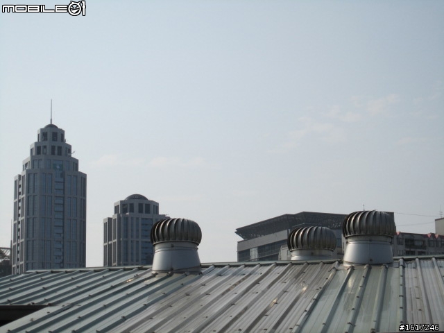 Canon IXUS 210 IS - 時尚實用的全觸控3.5吋大螢幕相機