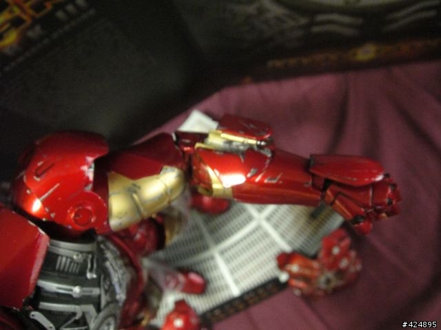 【非專業開箱】鋼鐵人 MARK III 戰損版(IRON MAN Battle Damaged Version)