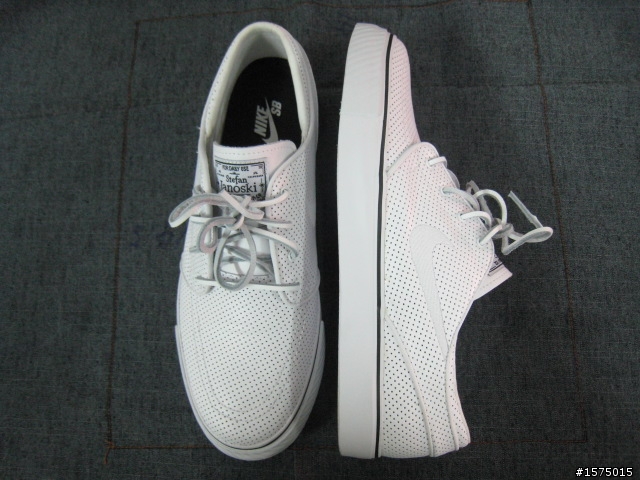 ~NIKE SB 開箱文~ 選手簽名款STEFAN JANOSKI SB