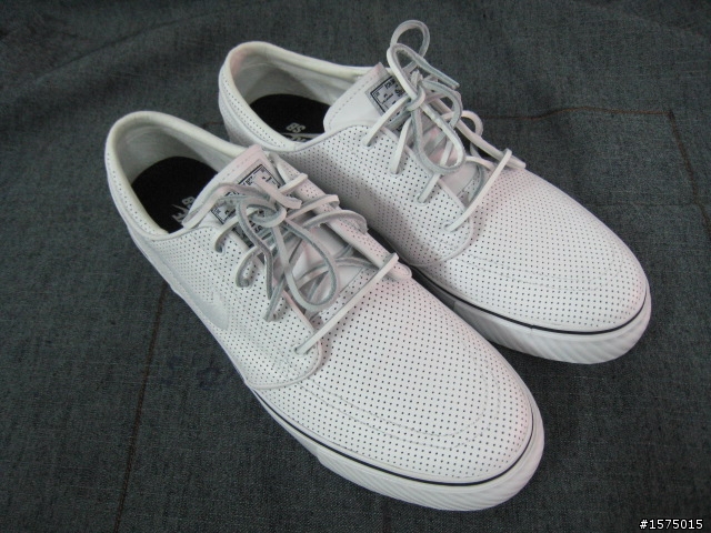 ~NIKE SB 開箱文~ 選手簽名款STEFAN JANOSKI SB