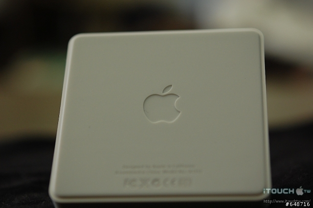 [開箱]iPad外加iPad Case、iPad Dock