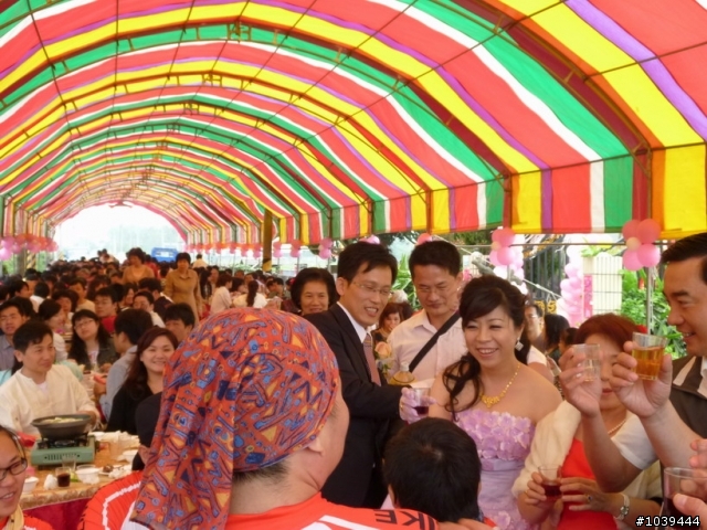 [分享]2010/04/04兵團阿治新婚誌喜!!!