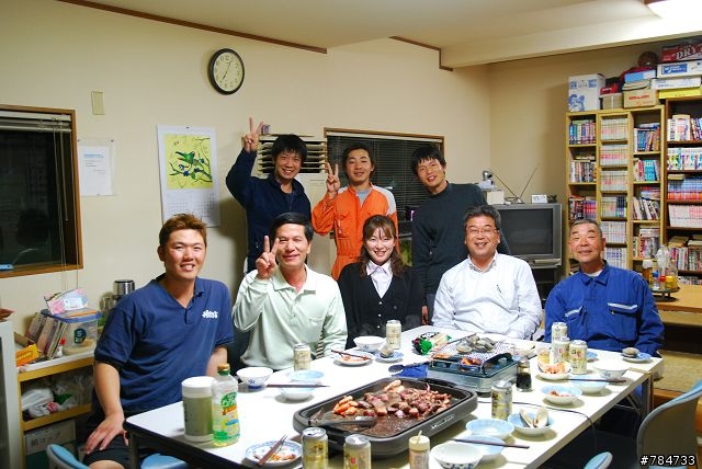 上個月買了一些台灣的名產寄去給我日本教會的朋友,他們收到後非常的開心(有圖)