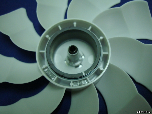 [分享]改造低噪音系統風扇 開箱 (4/26補上：風流量/噪音值)
