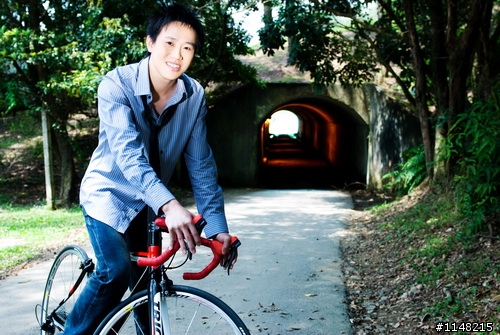 我要結婚了~~附上單車入婚紗照片