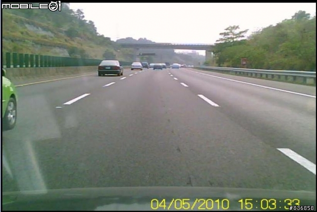 應觀眾要求貼上影片4/8更新---又見惡意逼車的駕駛.