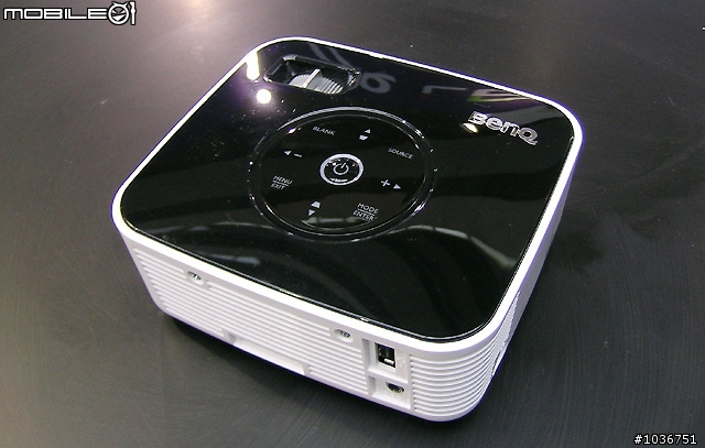 [採訪]2010春季電腦展BenQ 42吋LED背光大型液晶電視搶先亮相
