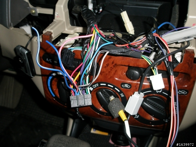 [分享] TOYOTA VIOS DIY 之換BOSS BV6450音響主機