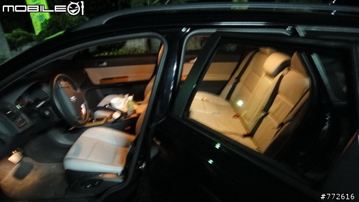 (4/22更新)遲來的開箱文~墾丁春浪陽光沙灘放肆玩XD 我的VOLVO V50 現醜啦(女王加爆乳妹~女王拍的XD) 釋出隱藏版