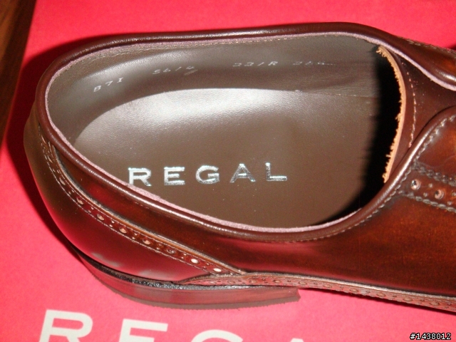 分享: REGAL 咖啡色雕花皮鞋