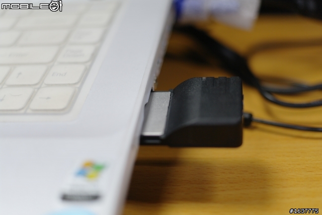 [開箱]創見USB3.0 2.5吋隨身硬碟 給你三倍速的快感~