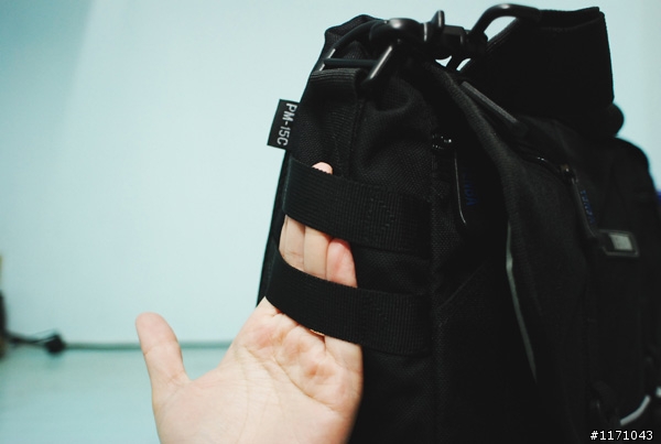 【開箱分享】Tenba PM-15 Messenger 電腦相機包