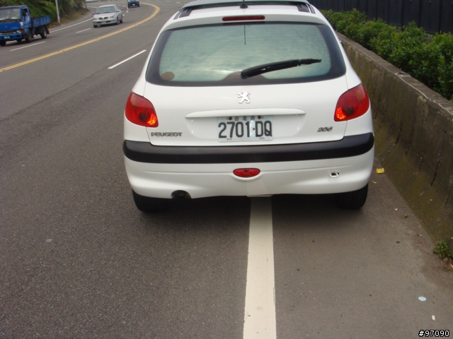 peugeot 206 老車新開 （圖片很少很少）