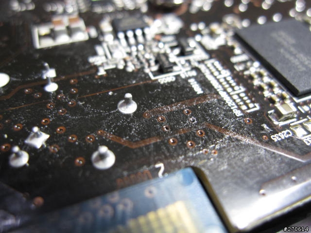 MSI 5750 PCB板未清乾淨？