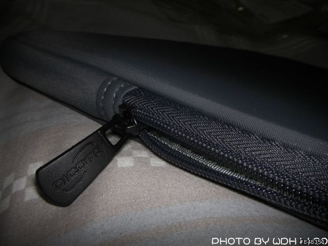 ASUS UL80VT 穿新衣分享-新增DICOTA防震包分享