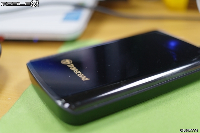 [開箱]創見USB3.0 2.5吋隨身硬碟 給你三倍速的快感~