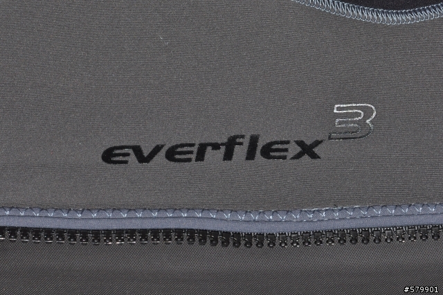 [開箱] Scubapro Everflex 3mm 防寒衣