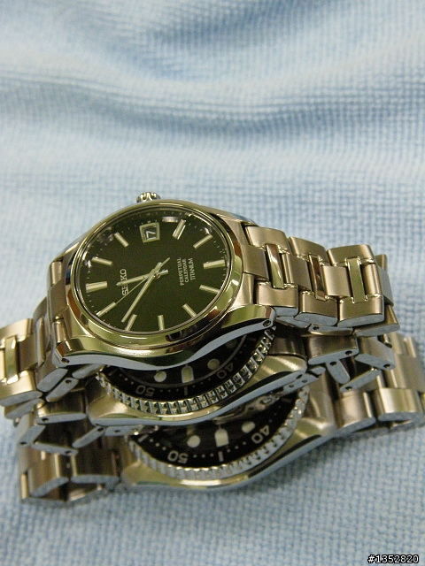 [開箱]Seiko SBQK077J 鈦金屬萬年曆款