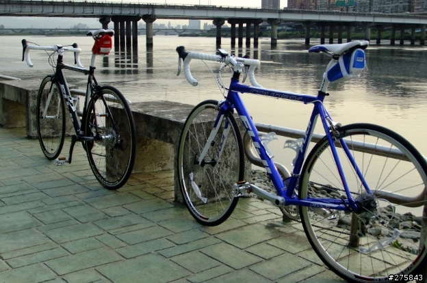 【開箱文】FUJI ROUBAIX 3.0 同場加映1.0