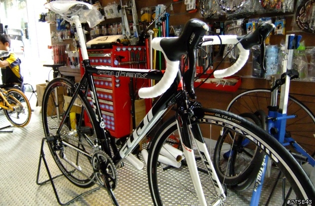 【開箱文】FUJI ROUBAIX 3.0 同場加映1.0