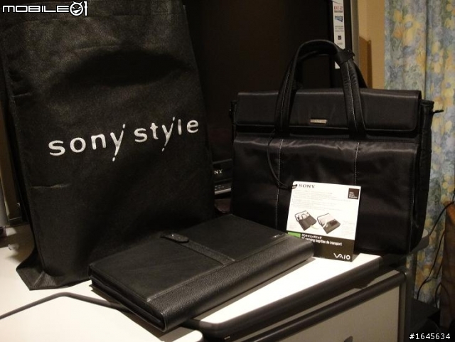 {時尚+質感的Vaio 肩背/攜行包} VGP-MBC30 Vaio Bag Collection