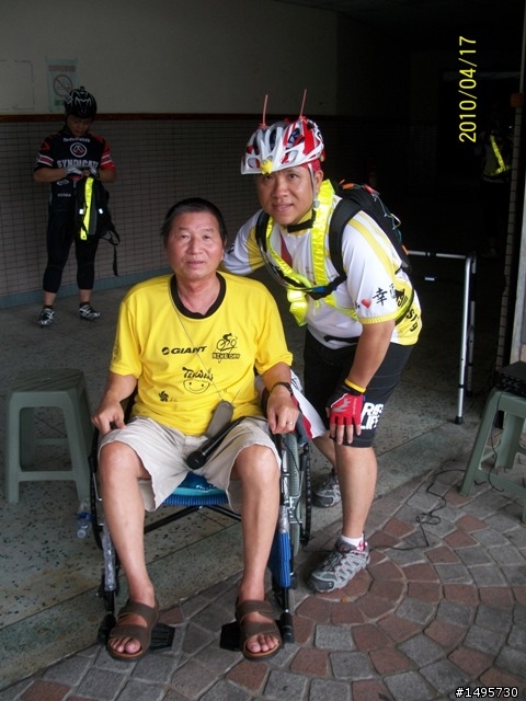我騎小折...瘋300...追逐瘋.追逐太陽