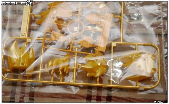 【心得】MG 1/8 超級賽亞人孫悟空 開盒!!