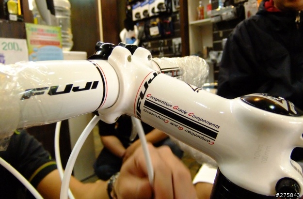 【開箱文】FUJI ROUBAIX 3.0 同場加映1.0