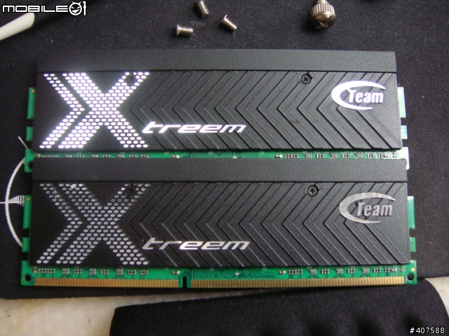 ~平價六核現身 AMD PII X6 1055T開箱~