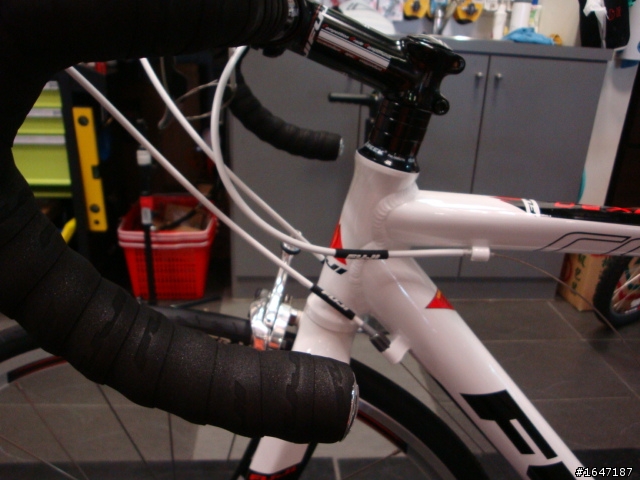 【開箱文】 FUJI  10年 ROUBAIX 2.0