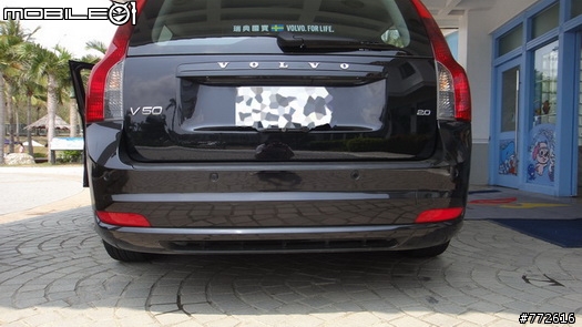 (4/22更新)遲來的開箱文~墾丁春浪陽光沙灘放肆玩XD 我的VOLVO V50 現醜啦(女王加爆乳妹~女王拍的XD) 釋出隱藏版
