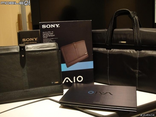 {時尚+質感的Vaio 肩背/攜行包} VGP-MBC30 Vaio Bag Collection