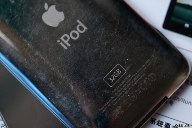 暴力拆解ipod 32GB
