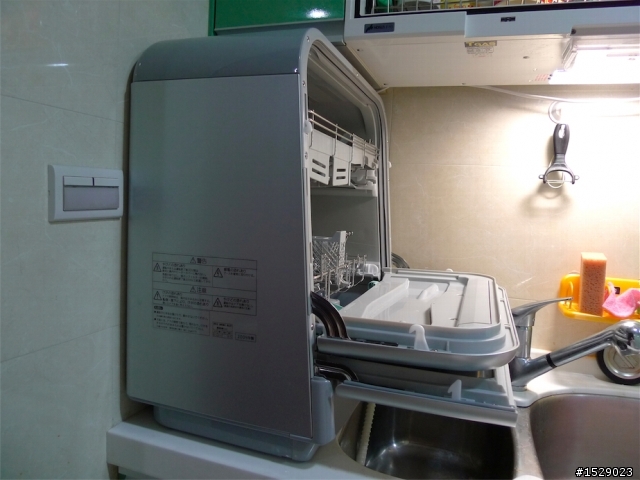 Panasonic NP-TS1 桌上型洗碗機DIY安裝及使用分享