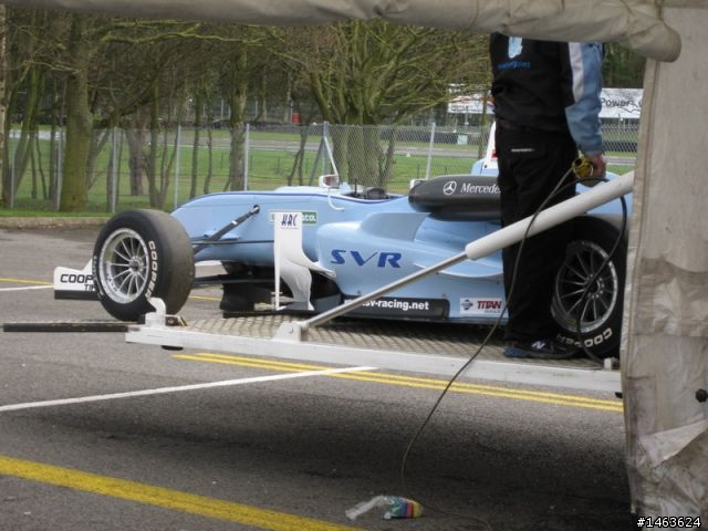 Day1－F3 SVR方程式車隊抵達Oulton Park(圖多)
