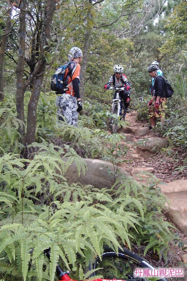 [分享]OFF路得，丹鳳山新手親泥巴