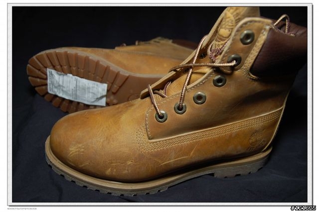 優雅VS粗曠  Timberland 袋鼠鞋.古著風黃靴