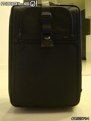 [開箱+心得] 我的新豋機箱 TUMI - Alpha FXT 22020 (11樓補上使用心得囉!!)