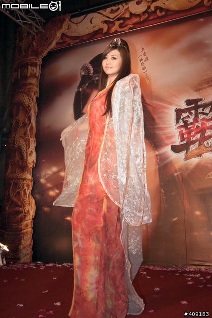 [採訪]夜香姬性感現身《霸世王朝Online》上市記者會