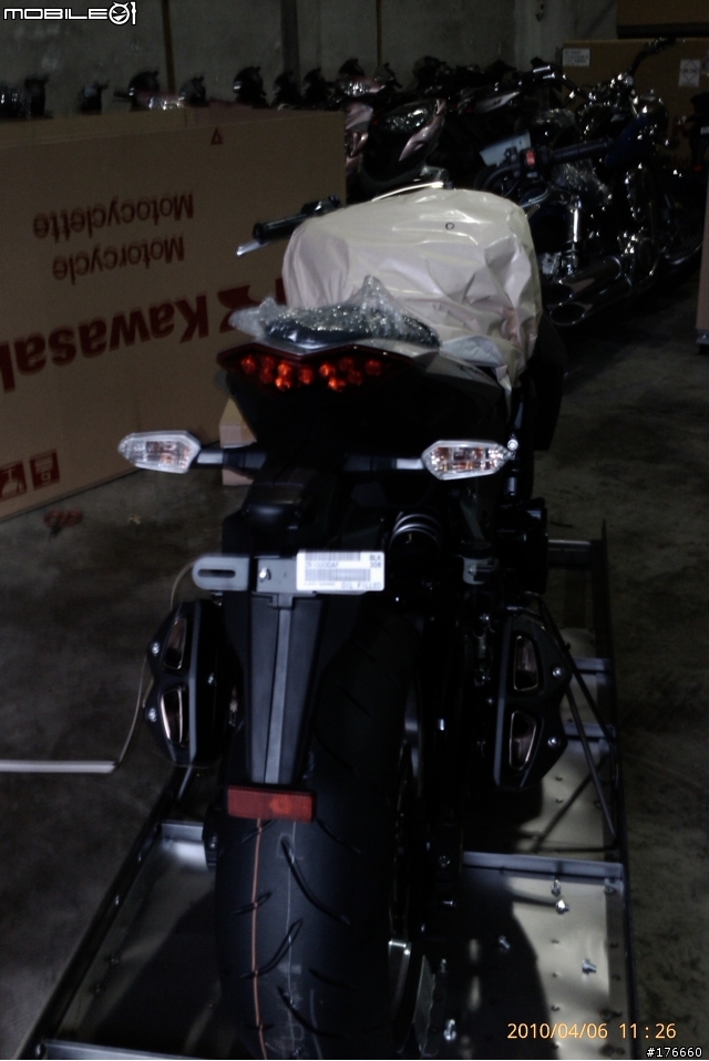 2010 Z1000拆箱照