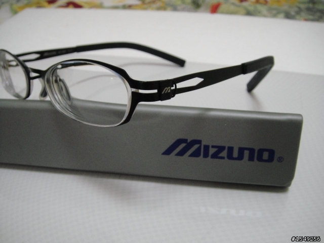 愛的紀念(開箱文)MIZUNO薄鈦鏡架 + HOYA全視線1.67非球面變色鏡片