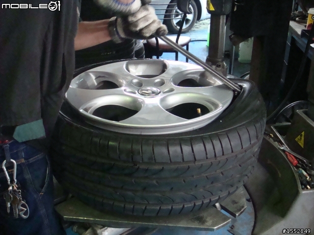 [開箱]VW GOLF GTI MK6 鐵灰色不專業開箱分享,NO.3 =加裝配備&美容過程分享=